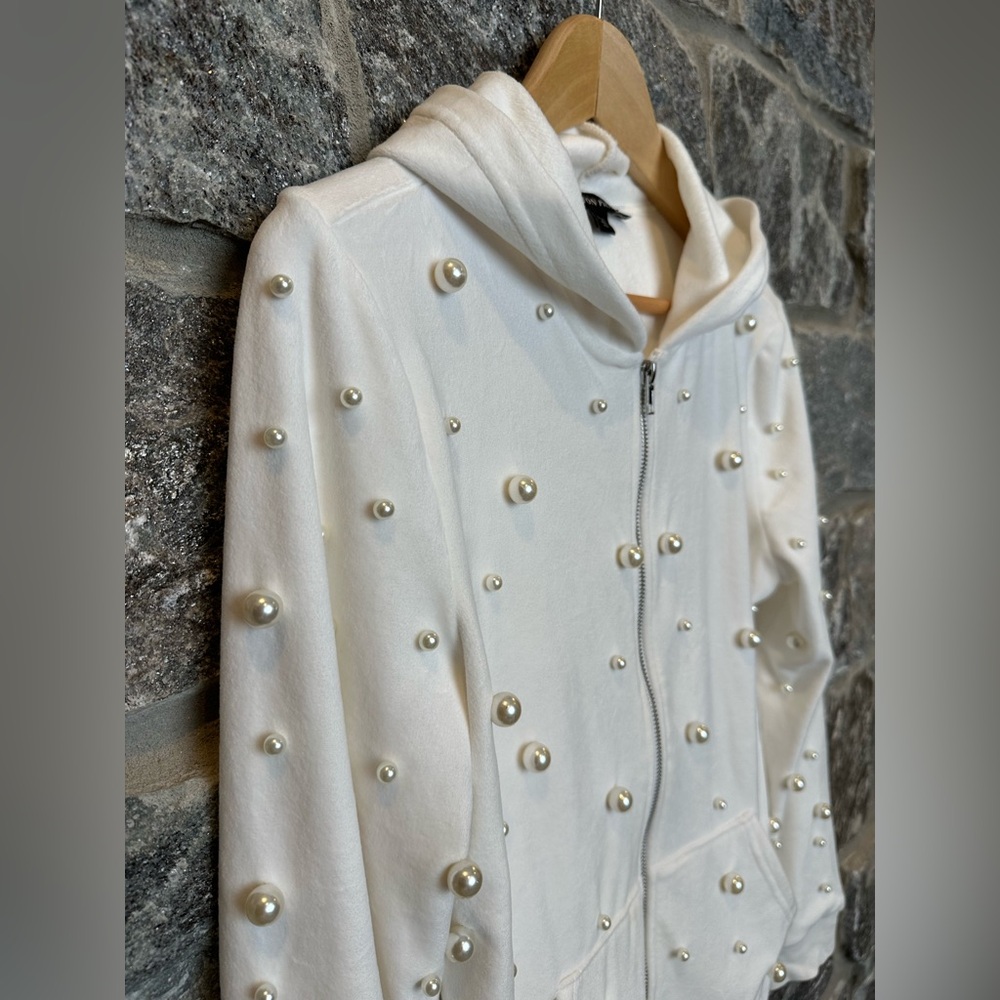 White Zipper Hooded Jacket with Pearl Embellishment, SOFT, size S Boston Proper - Picture 2 of 12